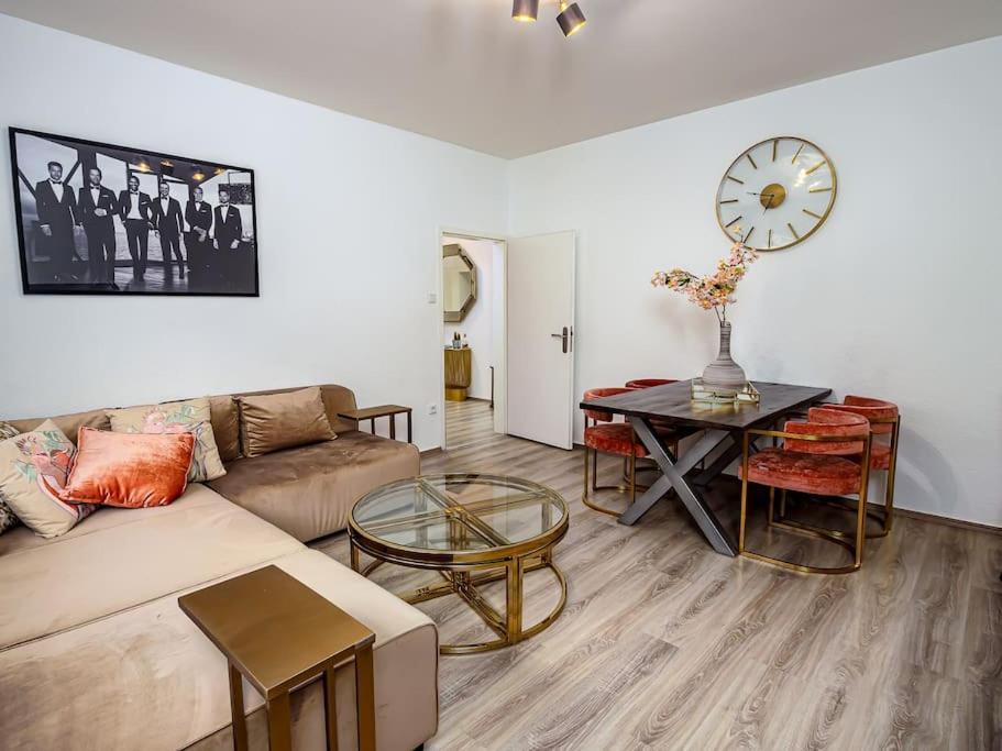 Junik Apartments "Am Sternbuschweg" Duisburg Dış mekan fotoğraf